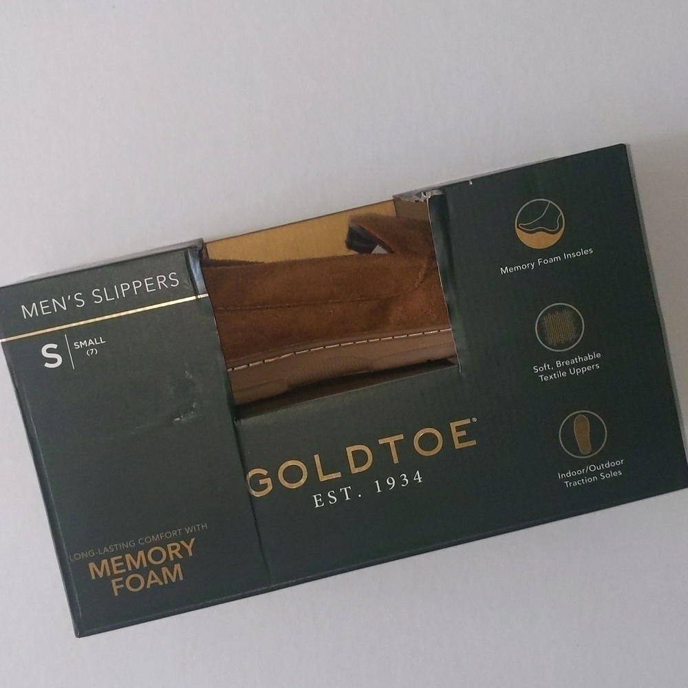 Goldtoe men's size small brown memory foam slippers.New in box.